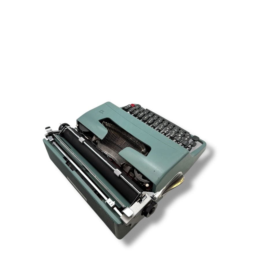 My Store Manual Typewriter Olivetti Lettera 32 (Italy) Typewriter