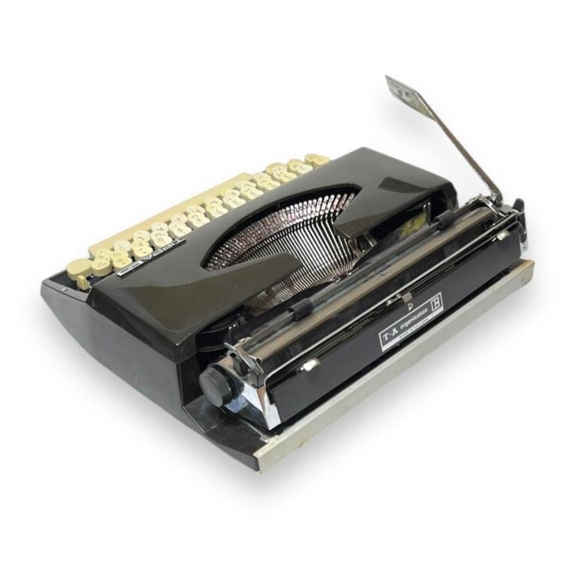 Toronto Typewriters Manual Typewriter Adler Tippa S (Cursive typeface) Typewriter