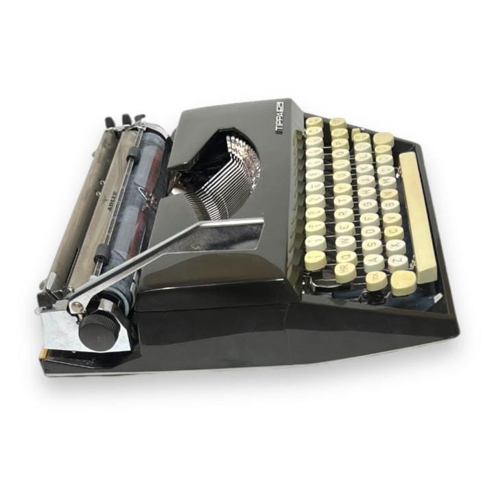 Toronto Typewriters Manual Typewriter Adler Tippa S (Cursive typeface) Typewriter