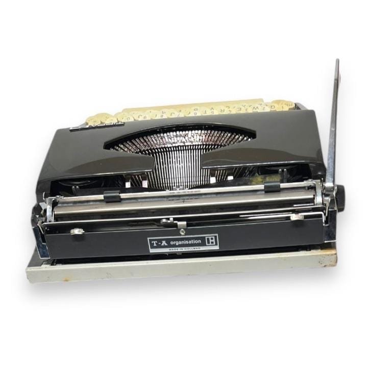 Toronto Typewriters Manual Typewriter Adler Tippa S (Cursive typeface) Typewriter