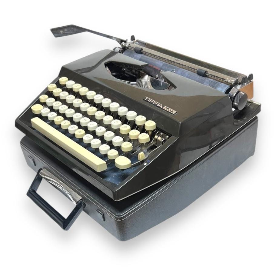 Toronto Typewriters Manual Typewriter Adler Tippa S (Cursive typeface) Typewriter