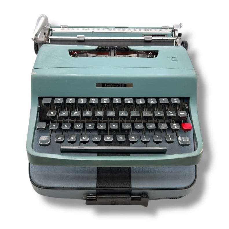 タイプライターOlivetti lettera 32 6-1 Olivetti Lettera 32 Typewriter – Toronto Typewriters