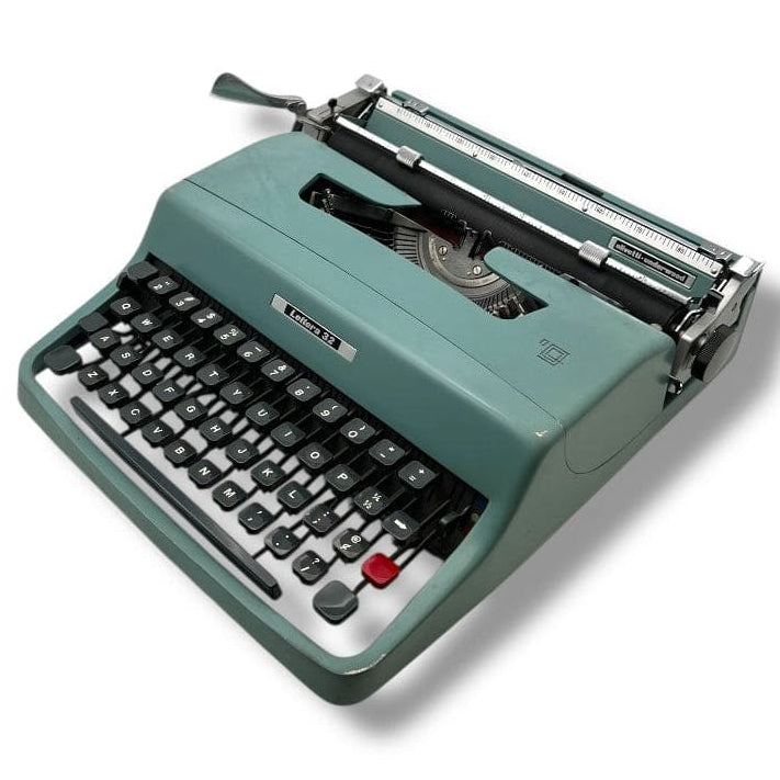 Toronto Typewriters Manual Typewriter Olivetti Lettera 32 Typewriter