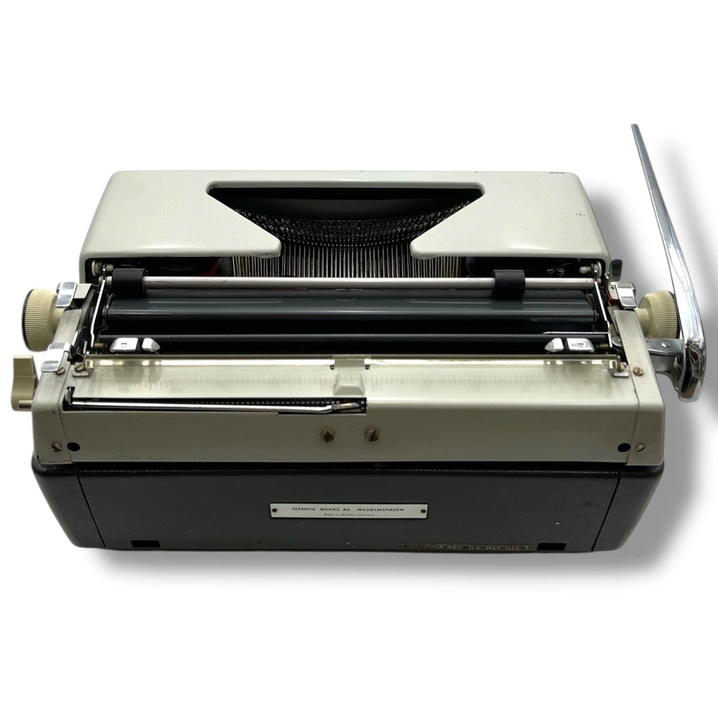 Toronto Typewriters Manual Typewriter Olympia SM9 (196X) Typewriter