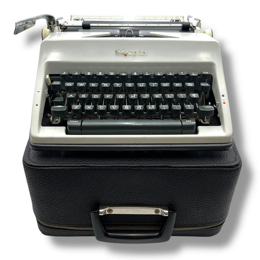 Toronto Typewriters Manual Typewriter Olympia SM9 (196X) Typewriter