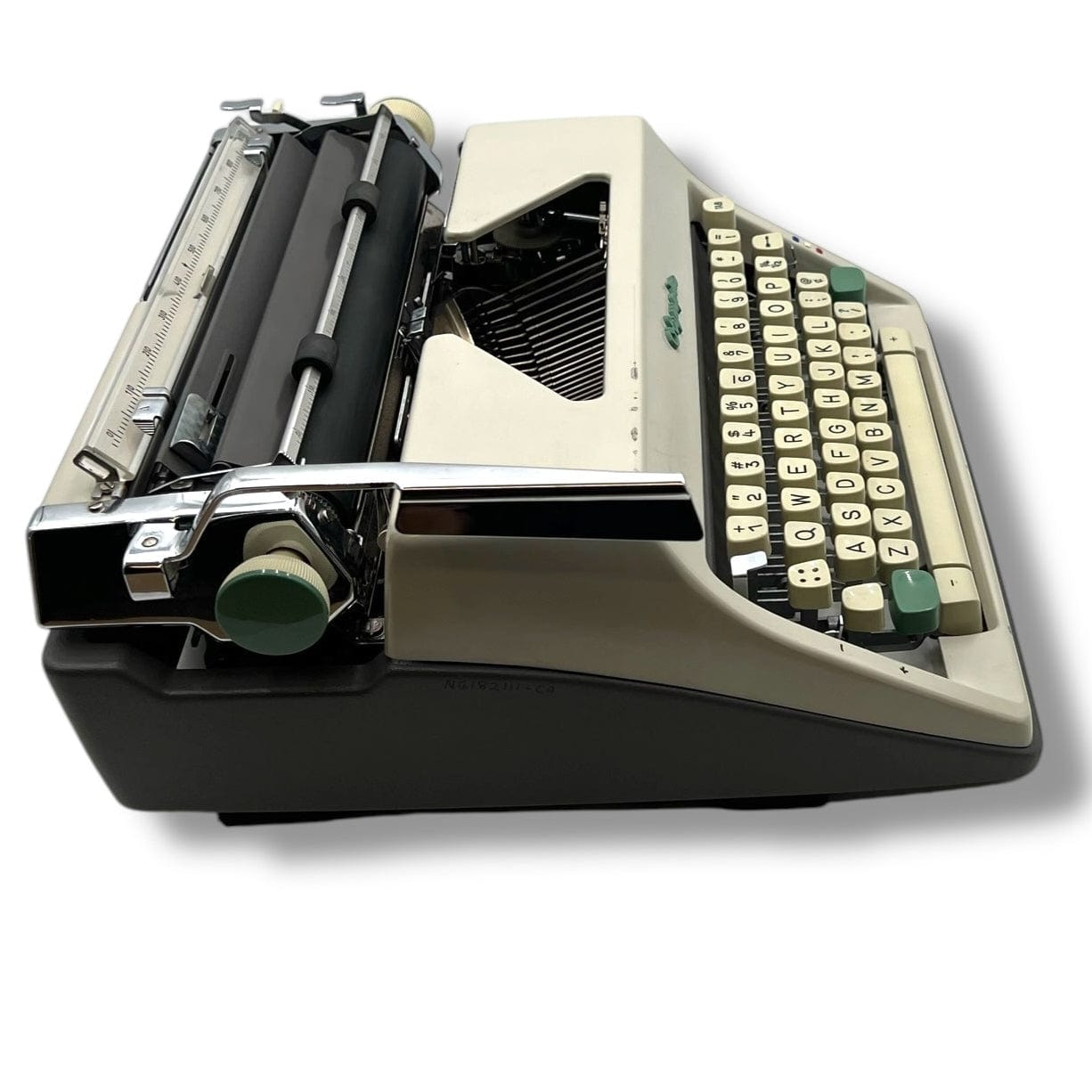 Toronto Typewriters Manual Typewriter *Olympia SM9 (Script / Cursive Typeface) Typeface