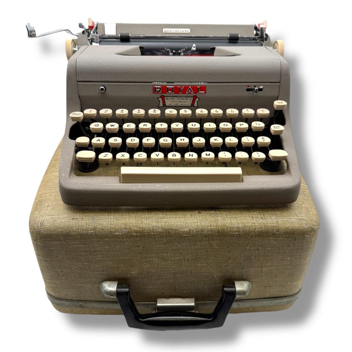 Toronto Typewriters Manual Typewriter Royal Quiet Deluxe (195X) Typewriter