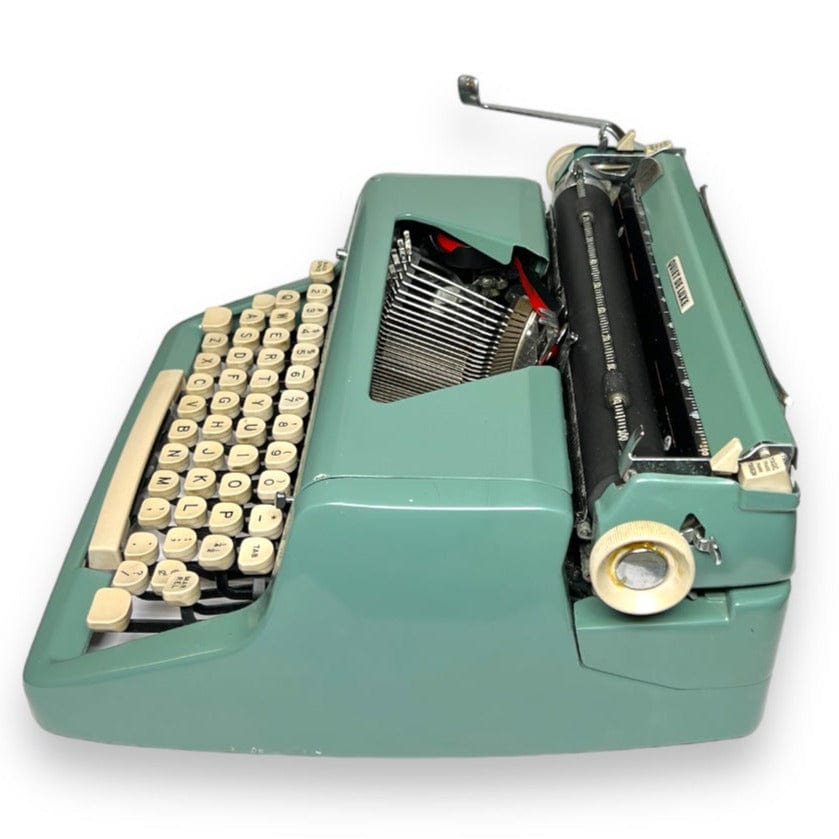 Toronto Typewriters Portable Typewriter Royal Quiet Deluxe (Normandy Green) Typewriter