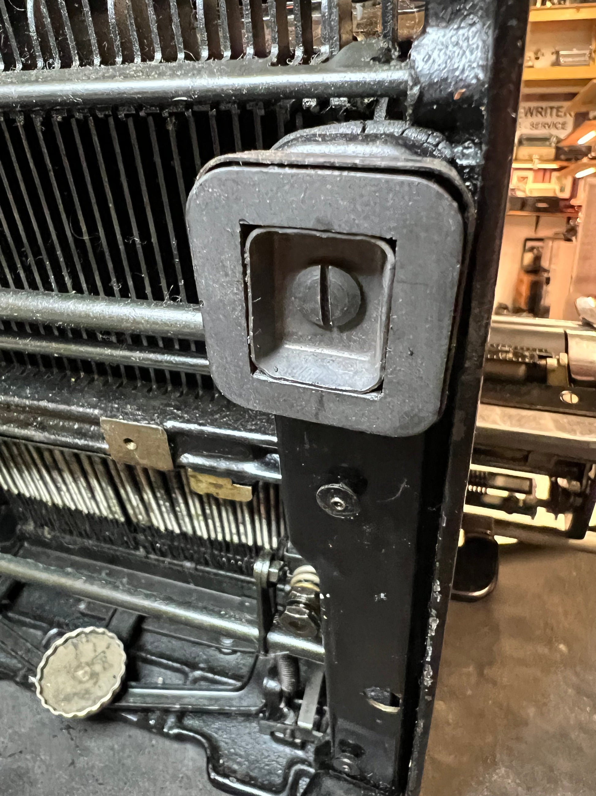 Toronto Typewriters Typewriter Feet Royal Desktop Typewriter Feet (Set)
