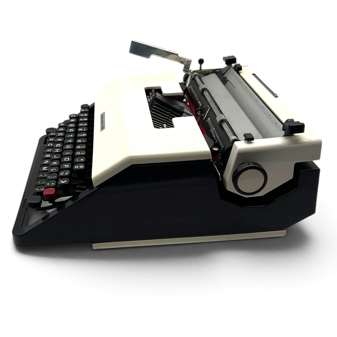 Toronto Typewriters Manual Typewriter Underwood 450 (black/white)