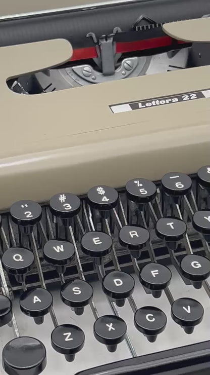 Olivetti Lettera 22 Typewriter