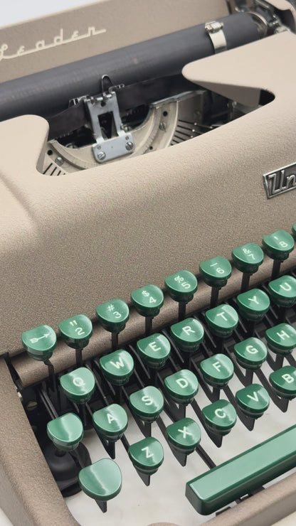 Underwood Leader Typewriter