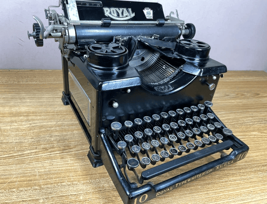 Toronto Typewriters Desktop Typewriter Service Package
