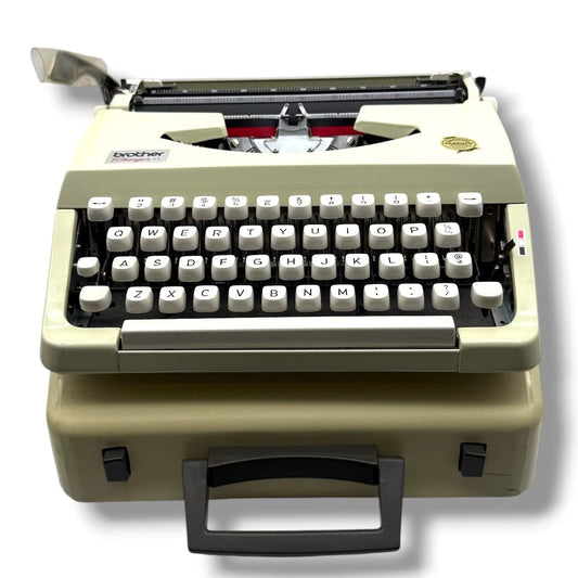 Toronto Typewriters Manual Typewriter Brother Charger 11 (1964) Typewriter