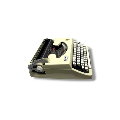 Toronto Typewriters Manual Typewriter Brother Charger 11 (1964) Typewriter