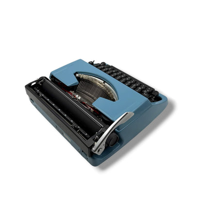 Toronto Typewriters Manual Typewriter Brother Charger 11 (Blue) Typewriter