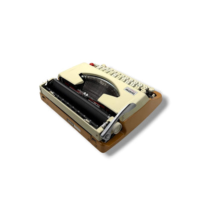 Toronto Typewriters Manual Typewriter Brother Charger 22 (Caramel/Tan) Typewriter
