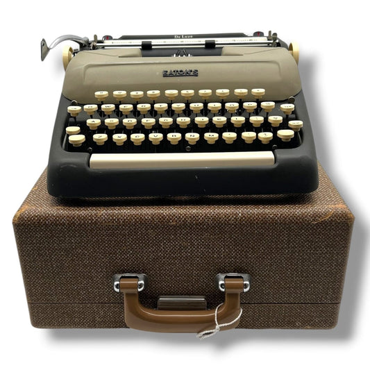 Toronto Typewriters Manual Typewriter Eaton Deluxe (Rebranded Smith-Corona) Typewriter