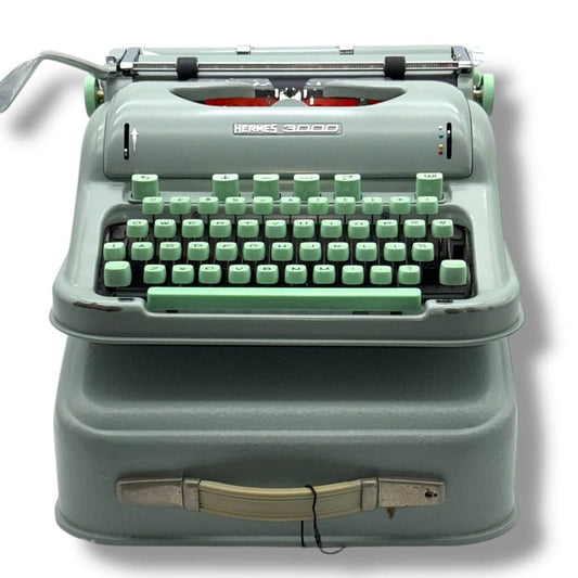 Toronto Typewriters Manual Typewriter Hermes 3000 (CURSIVE) Typewriter