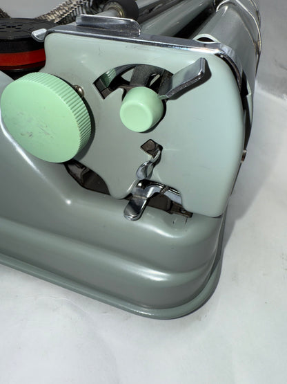 Toronto Typewriters Manual Typewriter Hermes 3000 (CURSIVE) Typewriter