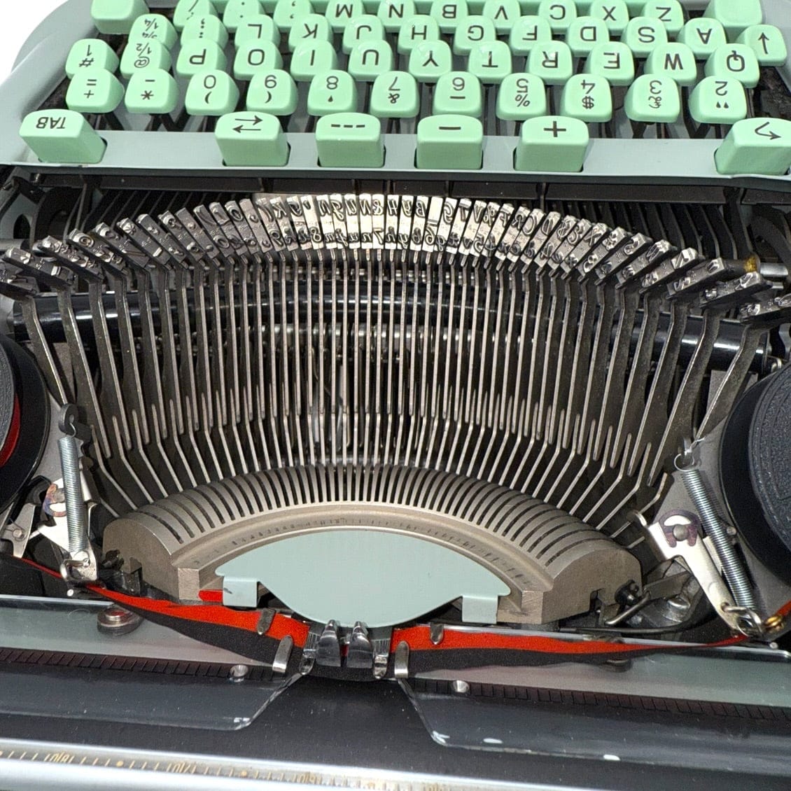 Toronto Typewriters Manual Typewriter Hermes 3000 (CURSIVE) Typewriter