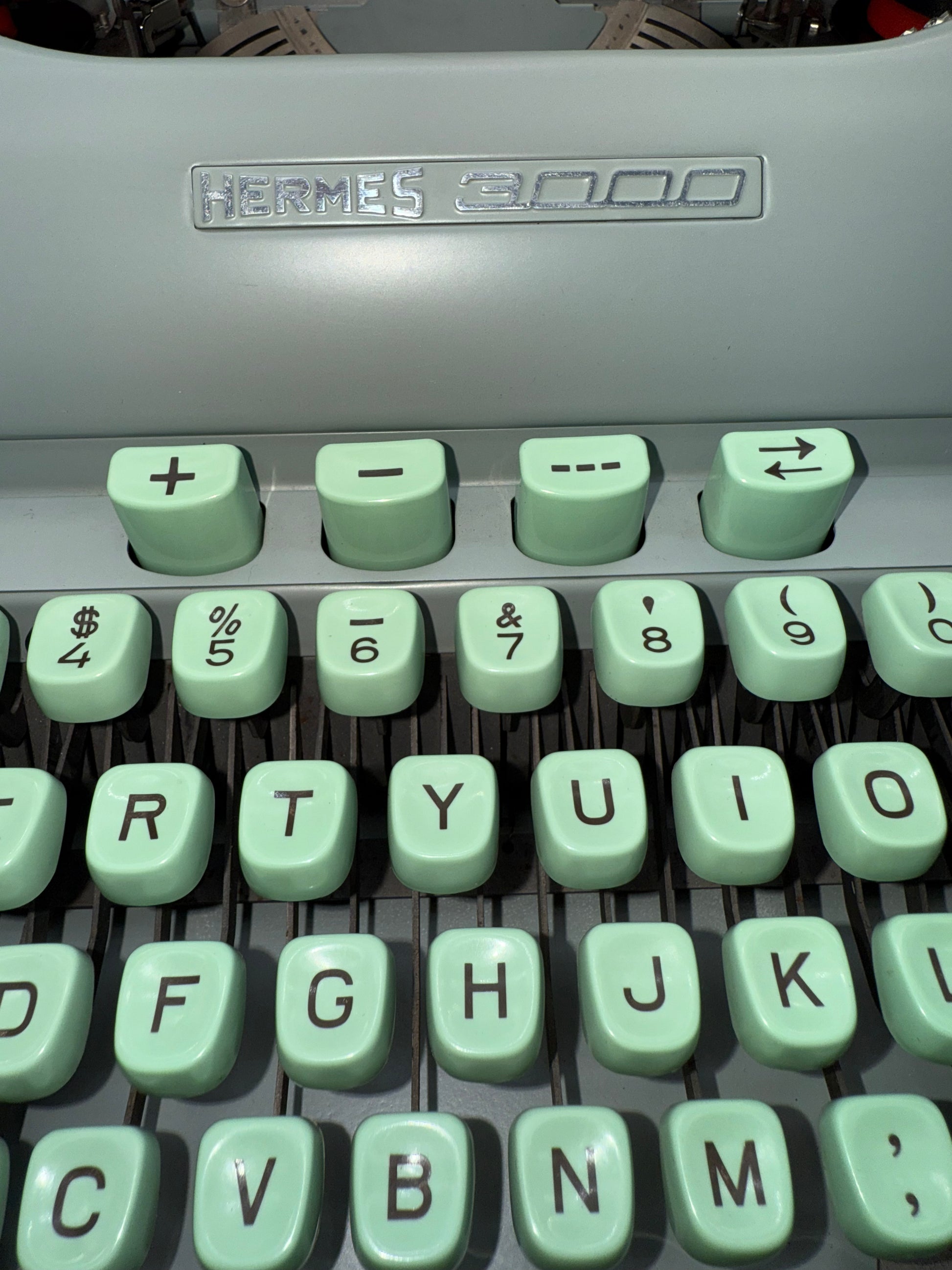 Toronto Typewriters Manual Typewriter Hermes 3000 Typewriter
