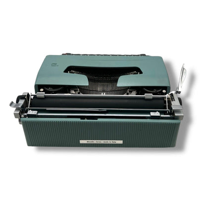 Toronto Typewriters Manual Typewriter Olivetti Lettera 32 (1966) Typewriter