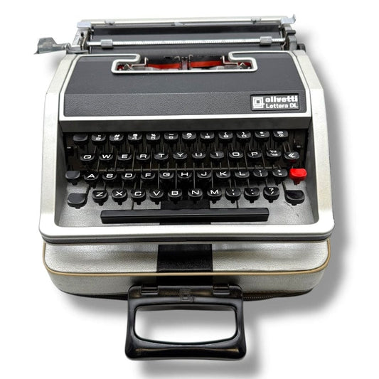 Toronto Typewriters Manual Typewriter Olivetti Lettera DL Typewriter