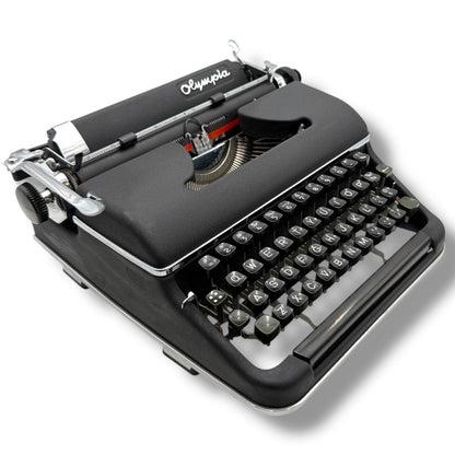 Toronto Typewriters Manual Typewriter Olympia SM2 (Jet Black) Typewriter