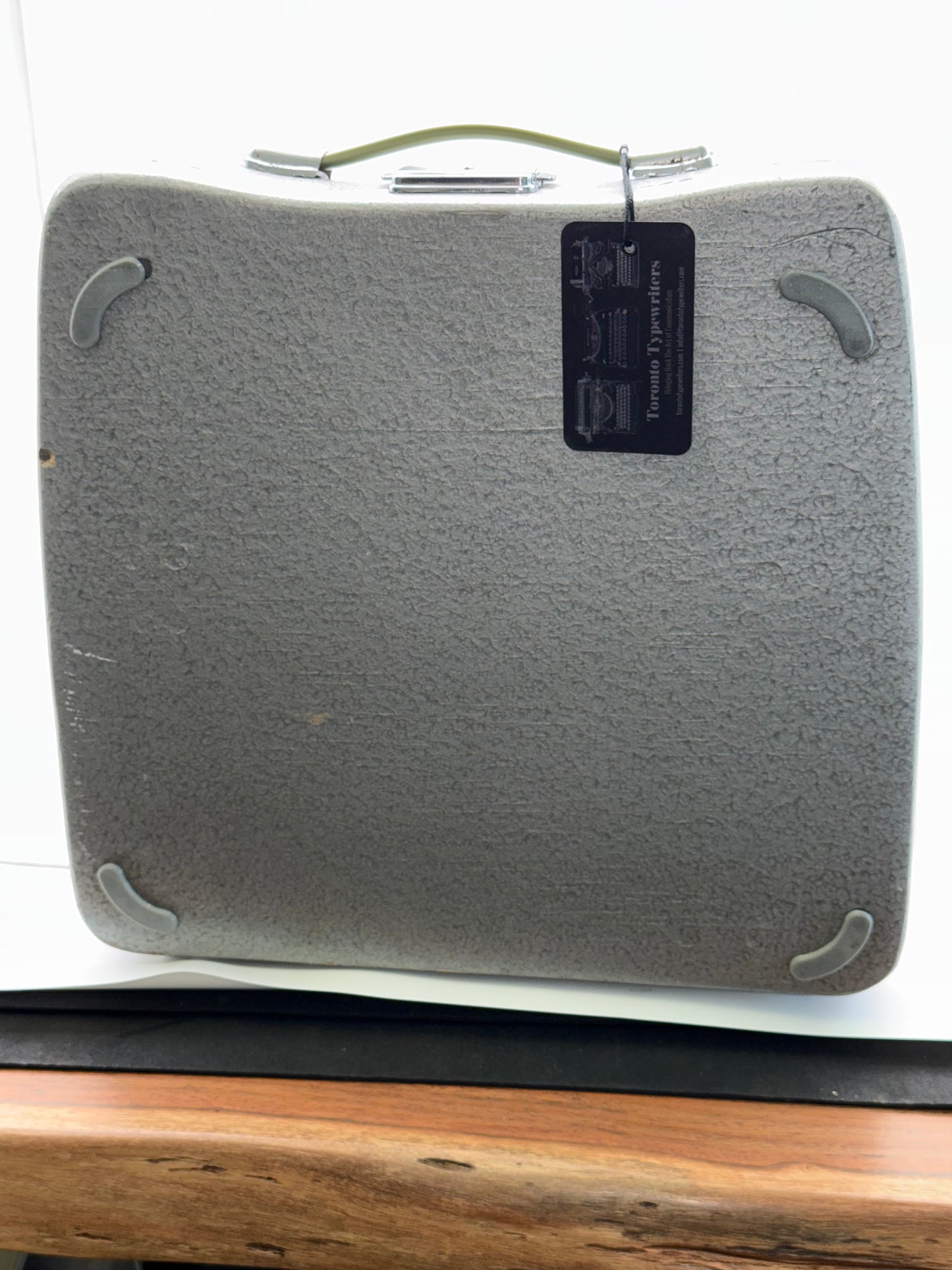 Toronto Typewriters Manual Typewriter Olympia SM3 (CURSIVE) 1958 Typewriter