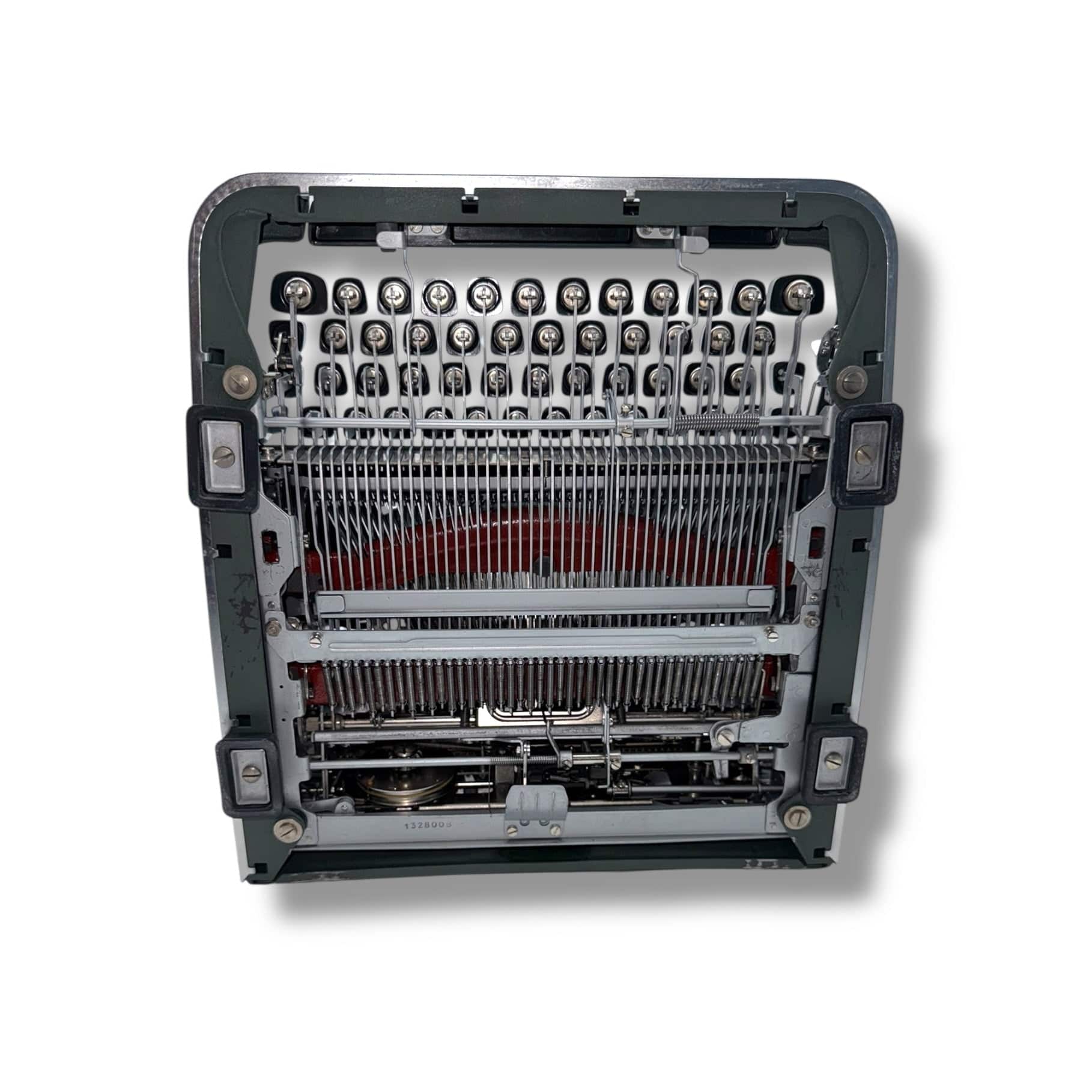 Toronto Typewriters Manual Typewriter Olympia SM3 (CURSIVE) 1958 Typewriter