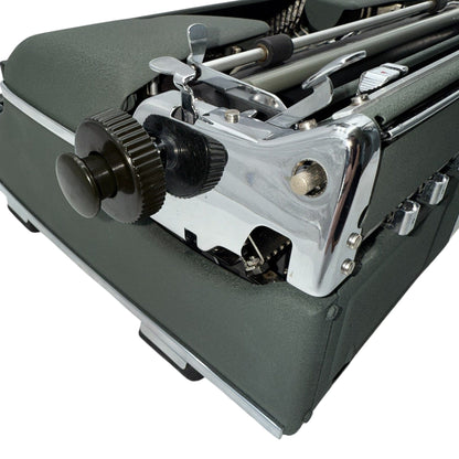 Toronto Typewriters Manual Typewriter Olympia SM3 (CURSIVE) Typewriter