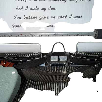 Toronto Typewriters Manual Typewriter Olympia SM3 (CURSIVE) Typewriter