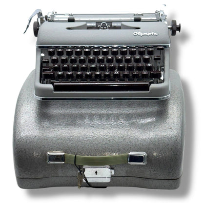 Toronto Typewriters Manual Typewriter Olympia SM3 Typewriter