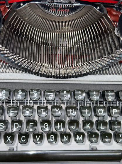 Toronto Typewriters Manual Typewriter Olympia SM3 Typewriter