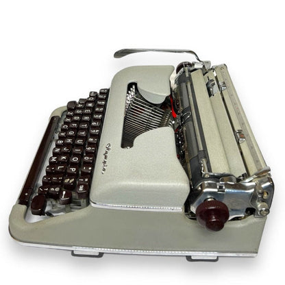 Toronto Typewriters Manual Typewriter Olympia SM4 (Cursive) Typewriter