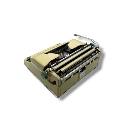 Toronto Typewriters Manual Typewriter Olympia SM5 (1962) Typewriter