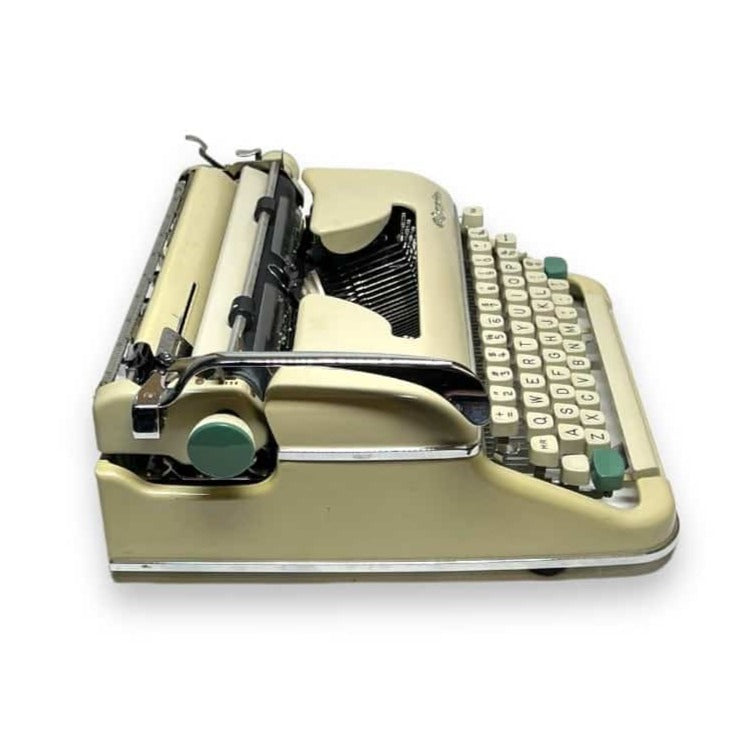 Toronto Typewriters Manual Typewriter Olympia SM5 Typewriter