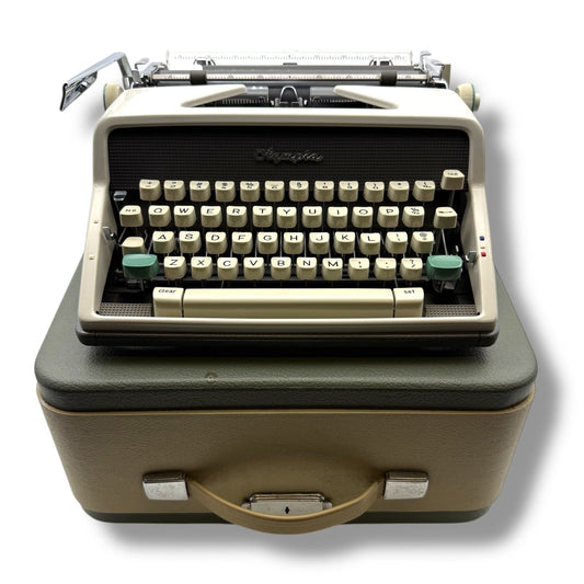Toronto Typewriters Manual Typewriter Olympia SM7 Typewriter