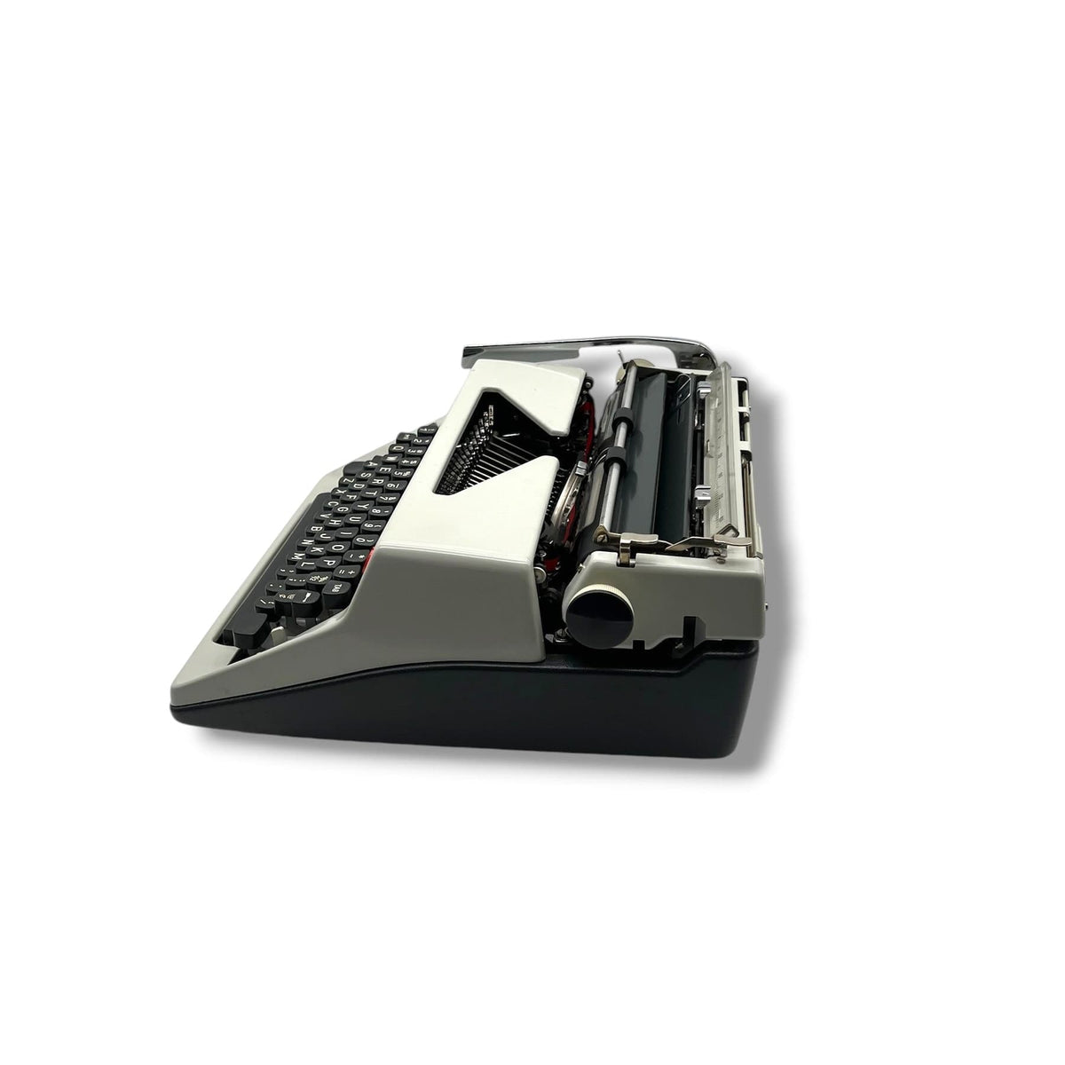 Toronto Typewriters Manual Typewriter Olympia SM8 Typewriter