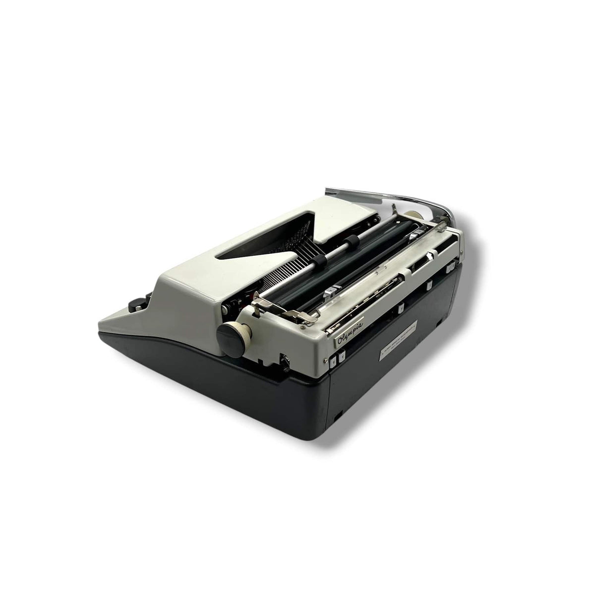 Toronto Typewriters Manual Typewriter Olympia SM8 Typewriter