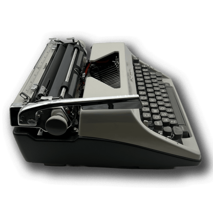 Toronto Typewriters Manual Typewriter Olympia SM9