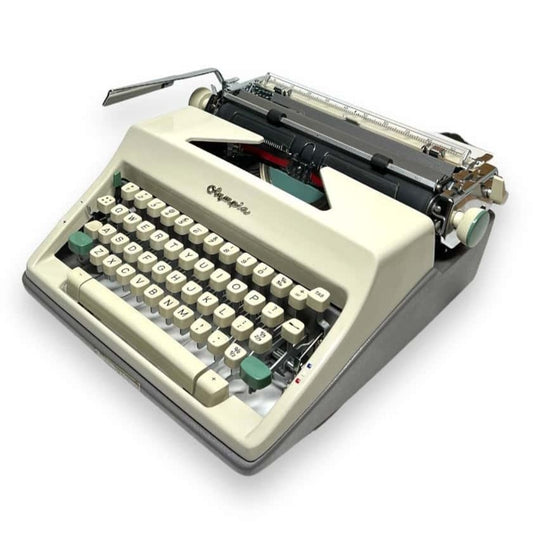 Toronto Typewriters Manual Typewriter Olympia SM9 (1966) Typewriter