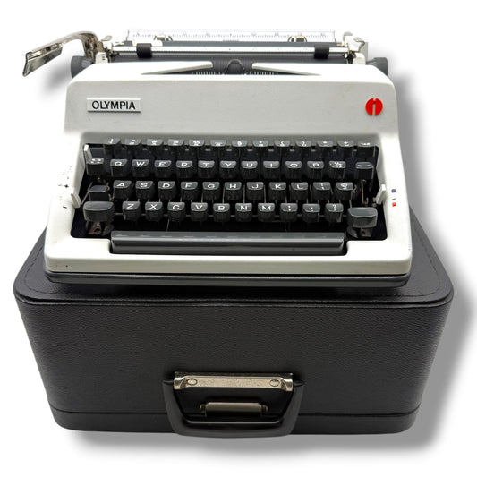 Toronto Typewriters Manual Typewriter Olympia SM9 (1976) Typewriter