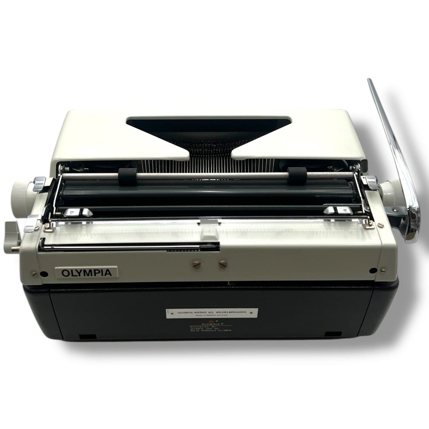 Toronto Typewriters Manual Typewriter Olympia SM9 Deluxe (197X) Typewriter