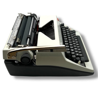 Toronto Typewriters Manual Typewriter Olympia SM9 Typewriter