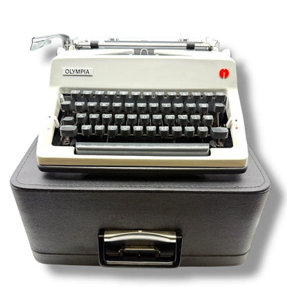 Toronto Typewriters Manual Typewriter Olympia SM9 Typewriter