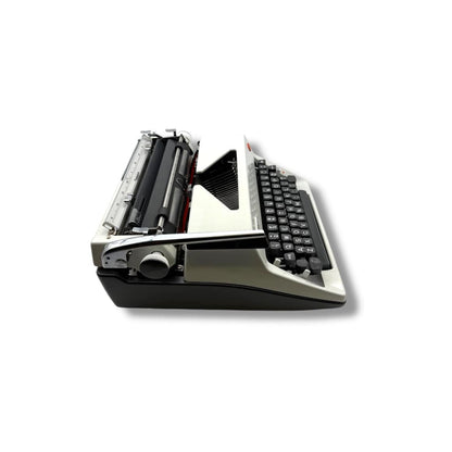 Toronto Typewriters Manual Typewriter Olympia SM9 Typewriter