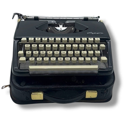 Toronto Typewriters Manual Typewriter Olympia Splendid / Socialite (1960) Portable Typewriter