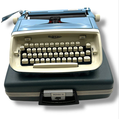 Toronto Typewriters Manual Typewriter *Royal Aristocrat (Script/Cursive) Typewriter